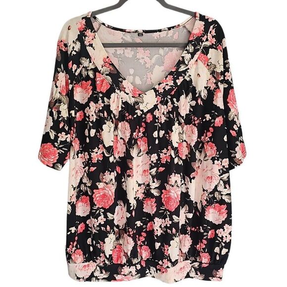 Plus Size 4X, floral blouse. Floral top. - Picture 1 of 7